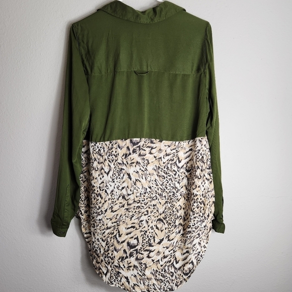 Free People Welcome to the Jungle Animal Print Buttonfront Blouse-Size M - Picture 8 of 13